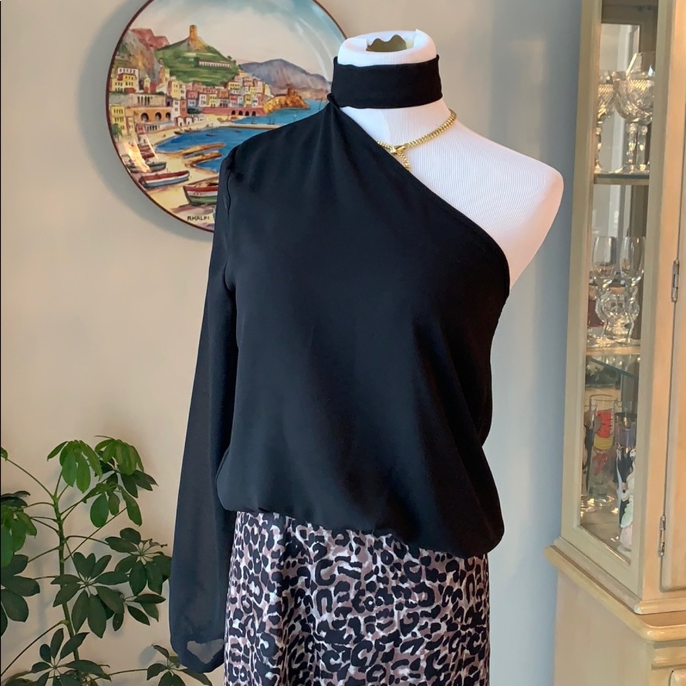KELLEY CAWLEY-TOP- ONE SHOULDER